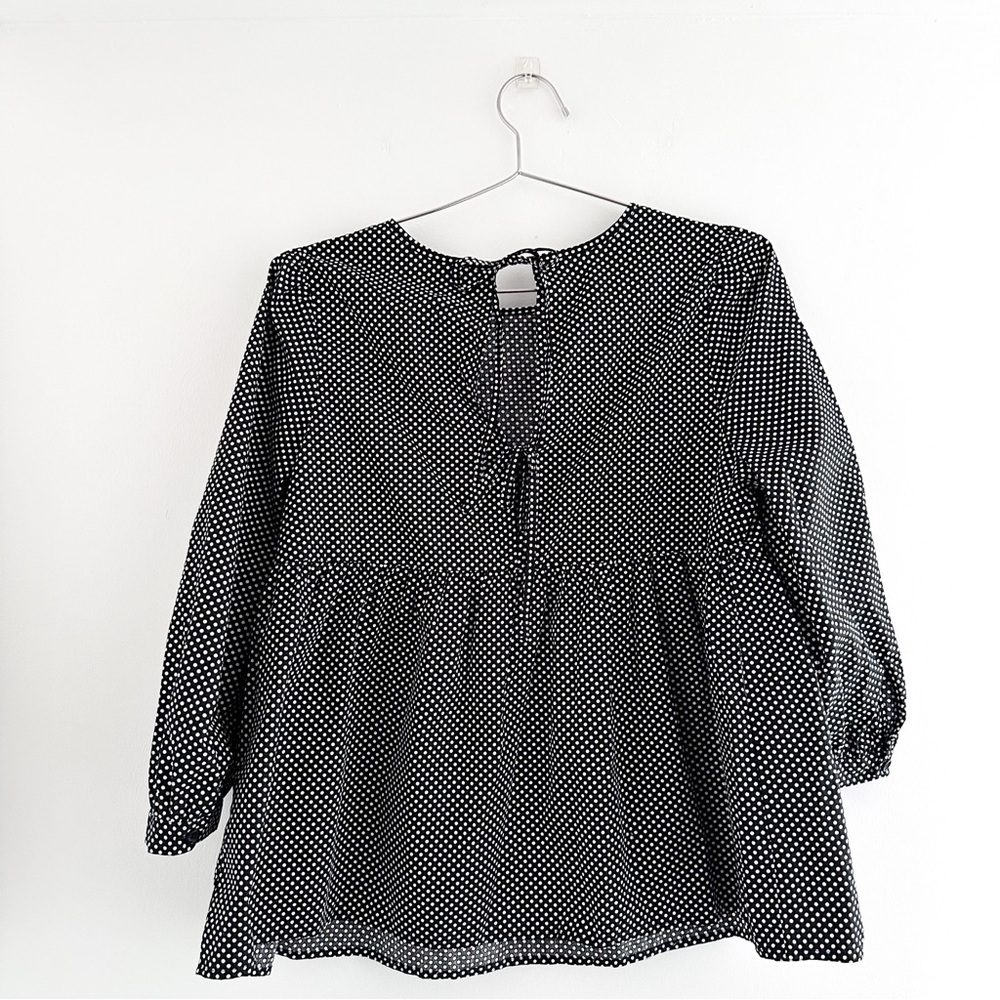 Who What Wear Black Polka Dot Blouse / 3/4 Sleeves & Back Tie Detail - Picture 6 of 8